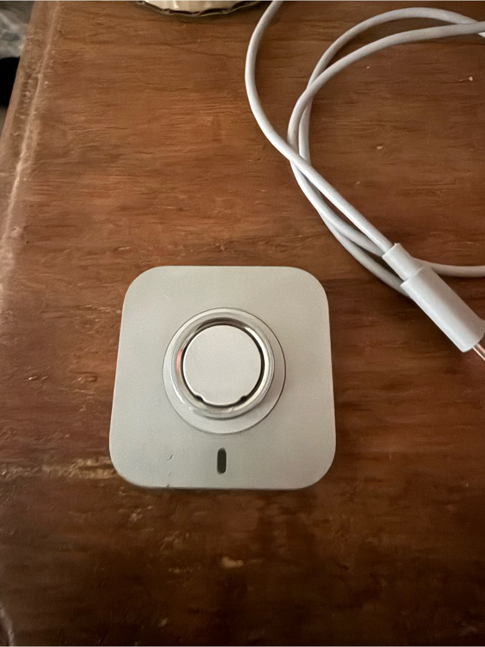 White Magnetic Phone Charger Dock - Compact Wireless Charging Stand